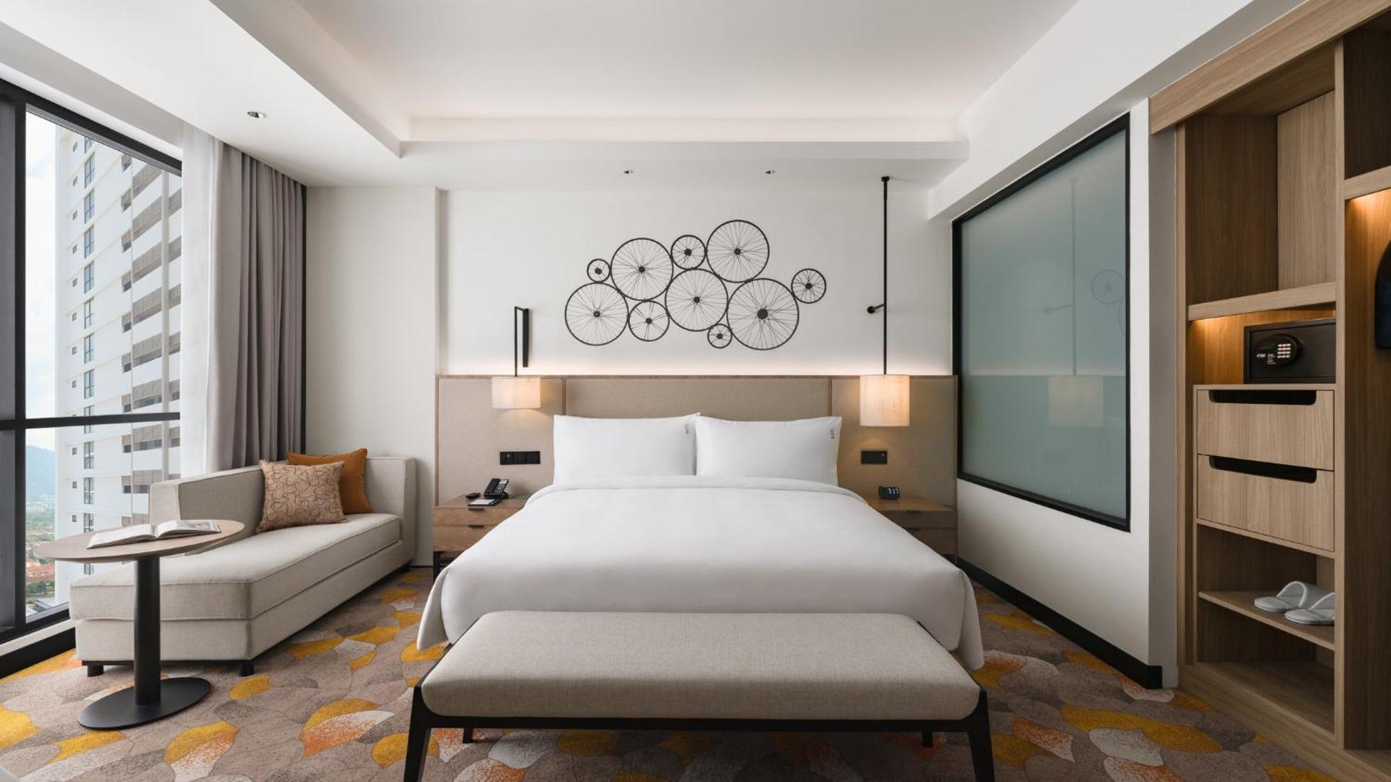 Holiday Inn & Suites Penang Prai By Ihg Букит Мертаджам Екстериор снимка
