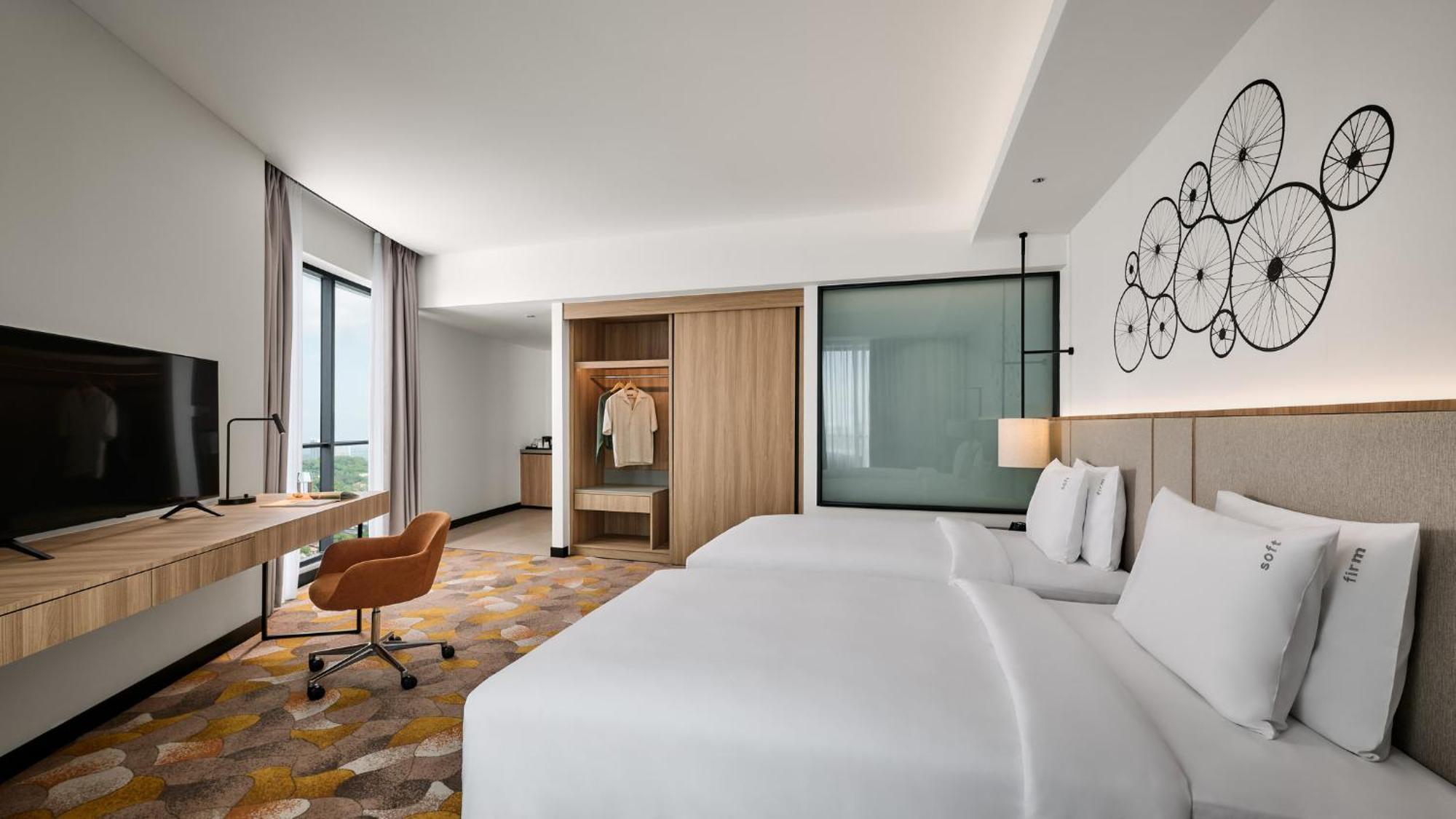 Holiday Inn & Suites Penang Prai By Ihg Букит Мертаджам Екстериор снимка
